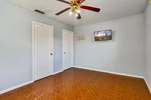 4980 Alcott Dr, Sacramento, CA 95820 - Photo 31