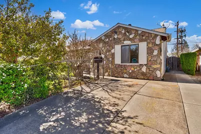 4980 Alcott Drive, Sacramento, CA 95820 - Photo 11