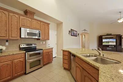 954 Stampede Trail, Galt, CA 95632 - Photo 7