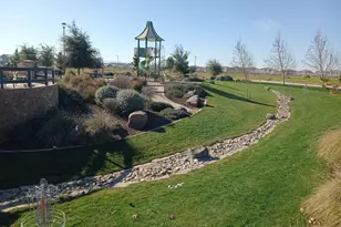 2182 River Willow Ave, Manteca, CA 95337 - Photo 5