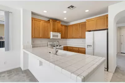 1834 Zurlo Way, Sacramento, CA 95835 - Photo 5