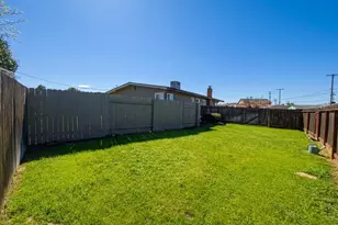 6519 Prentiss Dr, Sacramento, CA 95823 - Photo 17