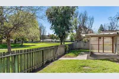 1460 Ridgecrest Drive, Manteca, CA 95336 - Photo 43