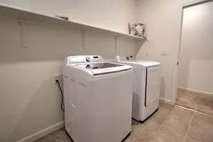 469 Central Pacific St, Lathrop, CA 95330 - Photo 15