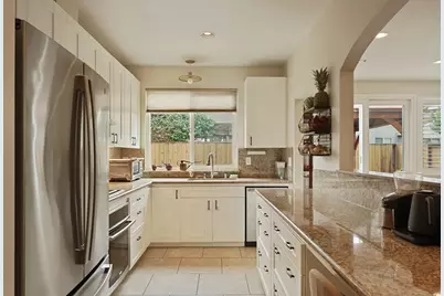 4311 Chariot Court, Stockton, CA 95219 - Photo 9