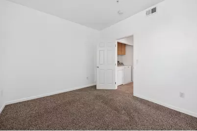 5201 Laguna Oaks Drive #156, Elk Grove, CA 95758 - Photo 23