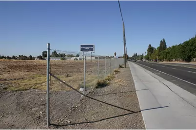 7235 Watt Avenue, North Highlands, CA 95660 - Photo 1