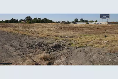 7235 Watt Avenue, North Highlands, CA 95660 - Photo 31