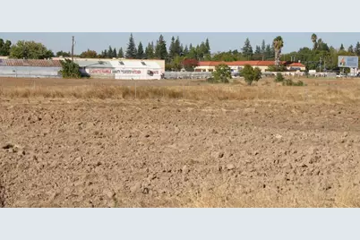 7235 Watt Avenue, North Highlands, CA 95660 - Photo 5