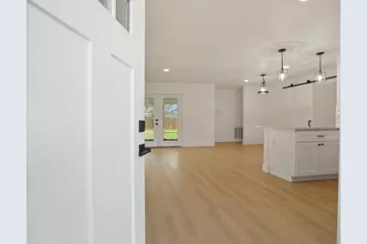 304 Alta Vista Avenue, Roseville, CA 95678 - Photo 9