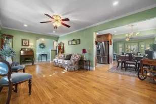 2241 Rochelle Ave, Turlock, CA 95382 - Photo 9