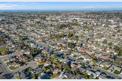 2241 Rochelle Avenue, Turlock, CA 95382 - Photo 47