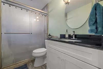 2241 Rochelle Avenue, Turlock, CA 95382 - Photo 23