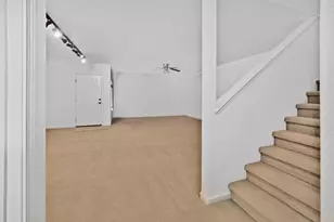 1219 Q St, Sacramento, CA 95811 - Photo 9