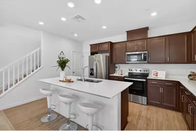 10124 Zane Way, Elk Grove, CA 95757 - Photo 15