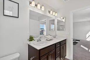 10124 Zane Wy, Elk Grove, CA 95757 - Photo 43