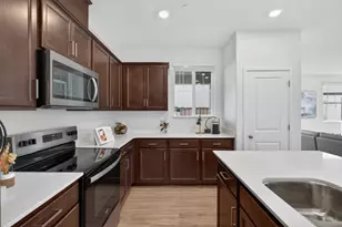 10124 Zane Wy, Elk Grove, CA 95757 - Photo 19