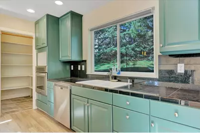 17296 Oscar Drive, Grass Valley, CA 95949 - Photo 13