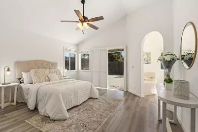 8248 Cliffe Way, Sacramento, CA 95828 - Photo 13