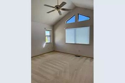 2056 Elwin Way, Modesto, CA 95350 - Photo 17