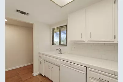 2114 Alpine Drive, Lodi, CA 95240 - Photo 9