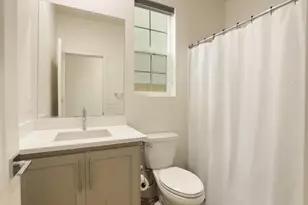 7221 Diamond Ave, Tracy, CA 95377 - Photo 9