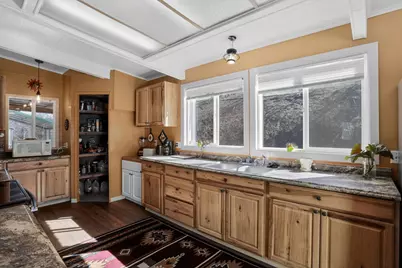 332 Arroyo Drive, Yreka, CA 96097 - Photo 11