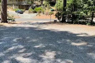 5827 Lookout Ct, Hathaway Pines, CA 95233 - Photo 3