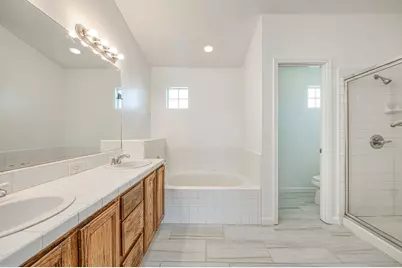 2836 Griffith Avenue, Clovis, CA 93611 - Photo 21