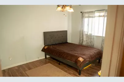 13403 Rivercrest Drive, Waterford, CA 95386 - Photo 11