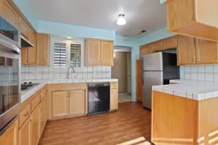 2752 Calariva Dr, Stockton, CA 95204 - Photo 9