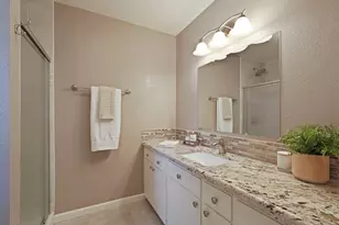 7439 Woodside Dr, Stockton, CA 95207 - Photo 29