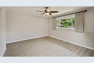 7439 Woodside Drive, Stockton, CA 95207 - Photo 27