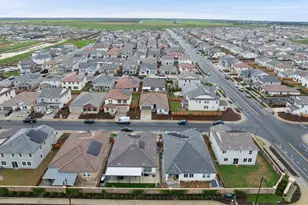 8462 Kissa Cir, Elk Grove, CA 95757 - Photo 29