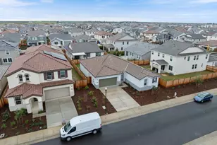 8462 Kissa Cir, Elk Grove, CA 95757 - Photo 27