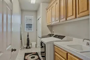 1600 Manasco Cir, Folsom, CA 95630 - Photo 15