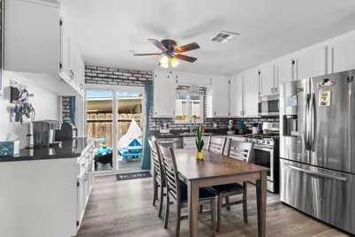 770 E E Street, Oakdale, CA 95361 - Photo 11