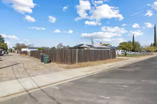 770 East E Street, Oakdale, CA 95361 - Photo 35