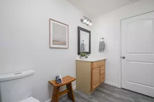 4381 Vulcan Dr, Sacramento, CA 95864 - Photo 29