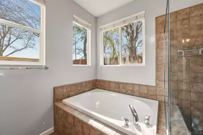 10311 Pedra Do Sol Way, Elk Grove, CA 95757 - Photo 21