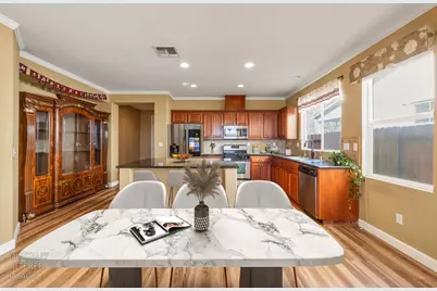 10311 Pedra Do Sol Way, Elk Grove, CA 95757 - Photo 35