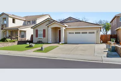 10311 Pedra Do Sol Way, Elk Grove, CA 95757 - Photo 3