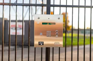 4435 Hughes Ln, Bakersfield, CA 93304 - Photo 17