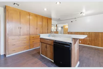 16590 S Austin Road, Manteca, CA 95336 - Photo 13