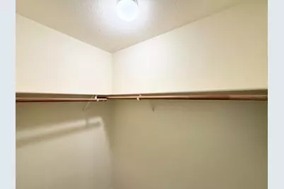 6813 Springridge Way, Elk Grove, CA 95758 - Photo 17