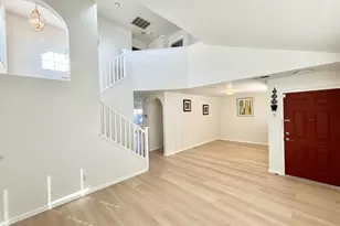 6813 Springridge Way, Elk Grove, CA 95758 - Photo 3