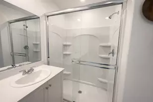 8475 Anker Wy, Elk Grove, CA 95757 - Photo 21