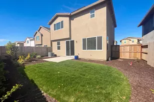 8475 Anker Wy, Elk Grove, CA 95757 - Photo 7