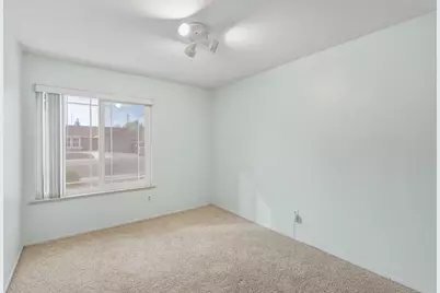 9065 Brevard Drive, Sacramento, CA 95829 - Photo 19