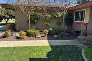 1043 E Adams Ave, Los Banos, CA 93635 - Photo 3